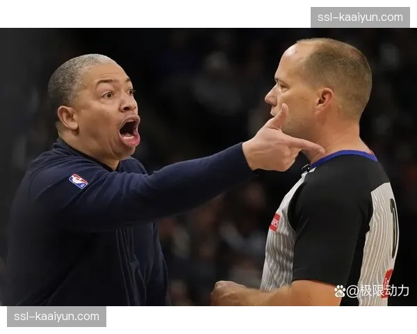 NBA多场比赛陷判罚争议,联盟裁判体系面临严峻考验 NBA多场比赛陷判罚争议,联盟裁判体系面临严峻考验